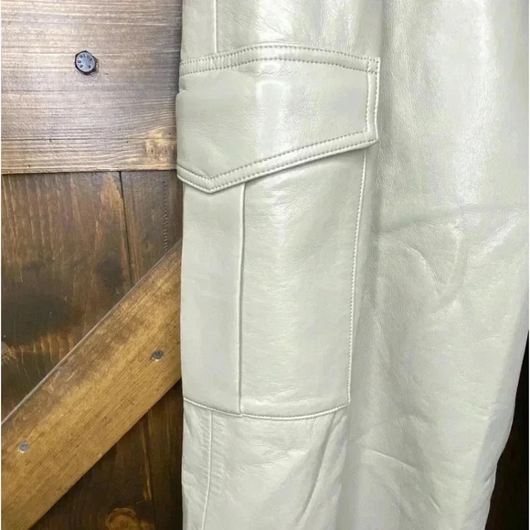 NEW AGOLDE Leather Blend Minka Cargo Pants Women’s Size 33 - Picture 6 of 15